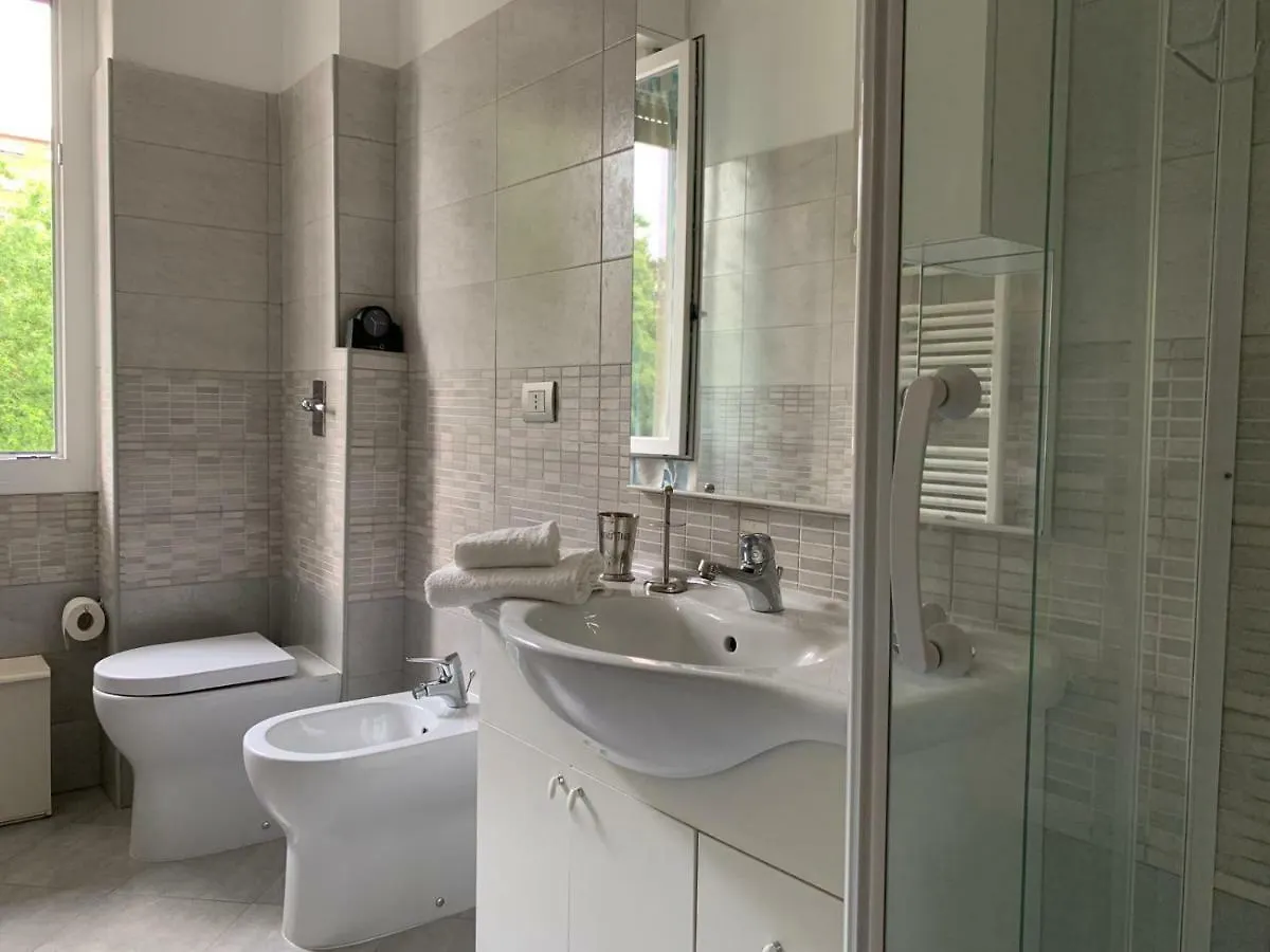 Suzzani Apartment Μιλάνο 0*,